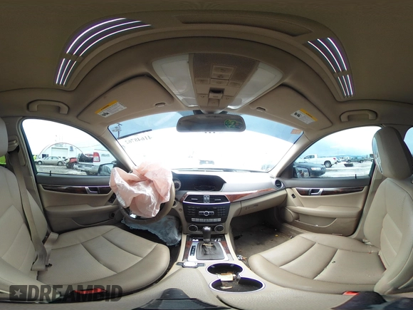 2014 Mercedes-Benz C 250 Sport с VIN WDDGF4HBXEG200415, выставлен на аукционе IAAI как лот 41648762 с пробегом 108 702 миль миль и . История ставок и продаж доступна на DreamBid. Изображение 19.