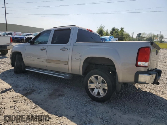 2008 GMC Sierra 1500 SLE1 z VIN 2GTEC130481194613, wystawiony jako Copart lot #52789285 z przebiegiem 176 815 mil mil oraz Szkody całkowita. Historia ofert i sprzedaży dostępna na DreamBid. Obrazek 2.