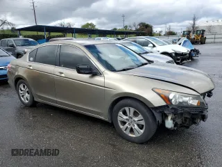 2009 Honda Accord LX-P z VIN JHMCP26449C008319, wystawiony jako Copart lot #49450135 z przebiegiem 181 891 mil mil oraz Szkoda całkowita • Salvage title. Historia ofert i sprzedaży dostępna na DreamBid. Obrazek 4.