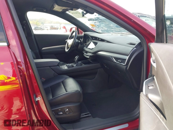2019 Cadillac XT4 FWD Premium Luxury с VIN 1GYFZCR45KF125884, выставлен на аукционе IAAI как лот 41905282 с пробегом 68 470 миль миль и . История ставок и продаж доступна на DreamBid. Изображение 5.