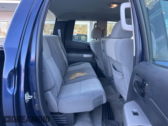 2008 Toyota Tundra 4WD Truck with VIN 5TBBV54148S506636, listed as a IAAI auction lot 42120424 with 235,971 mi miles. Bid and sale history available at carsss.com. Image 8.