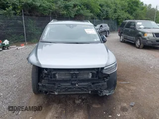 2022 Volkswagen Tiguan SE z VIN 3VV2B7AX0NM159615, wystawiony jako IAAI lot #42399370 z przebiegiem 25 352 mil mil oraz . Historia ofert i sprzedaży dostępna na DreamBid. Obrazek 12.