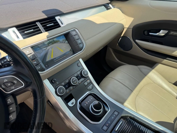 2017 Land Rover Range Rover Evoque SE with VIN SALVP2BG0HH181680, listed as a Copart auction lot 63519145 with 93,981 mi miles and Clean title. Bid and sale history available at DreamBid. Image 10.