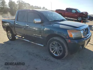 2014 Nissan Titan Pro-4X with VIN 1N6BA0EC6EN503726, listed as a Copart auction lot 86565894 with 266,399 mi miles and Salvage title. Bid and sale history available at DreamBid. Image 4.