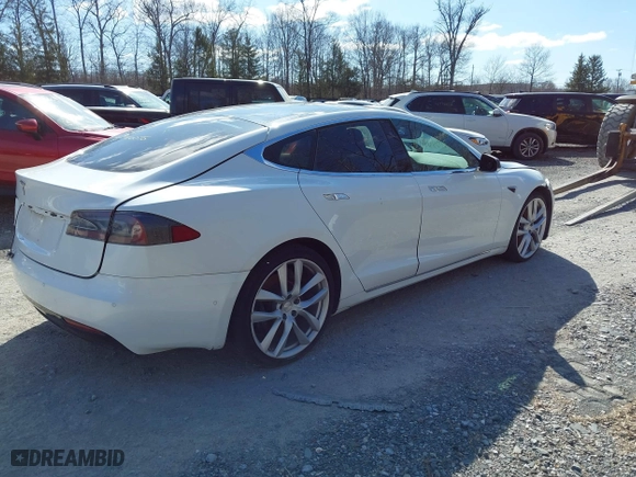 2016 Tesla Model S 90D with VIN 5YJSA1E2XGF171288, listed as a IAAI auction lot 41766075 with 112,927 mi miles. Bid and sale history available at carsss.com. Image 4.