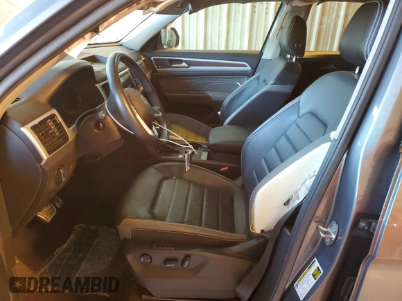 2023 Volkswagen Atlas SEL Premium R-Line с VIN 1V2FR2CA6PC513342, выставлен на аукционе Copart как лот 79689954 с пробегом 33 473 миль миль и Списание • Salvage title. История ставок и продаж доступна на DreamBid. Изображение 7.