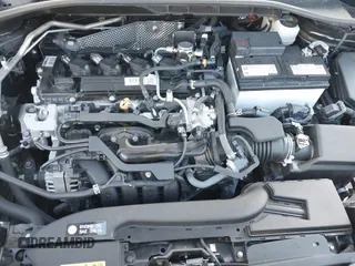 2022 Toyota Corolla Cross LE z VIN 7MUCAAAG8NV037030, wystawiony jako IAAI lot #42014483 z przebiegiem 39 146 mil mil oraz . Historia ofert i sprzedaży dostępna na DreamBid. Obrazek 10.