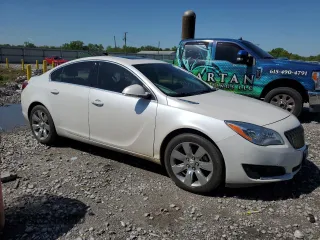 2017 Buick Regal Premium II with VIN 2G4GR5GX9H9127380, listed as a Copart auction lot 52351905 with 132,678 mi miles and Salvage Title. Bid and sale history available at carsss.com. Image 4.