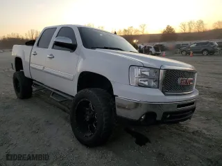 2011 GMC Sierra 1500 SLE with VIN 3GTP1VE08BG360861, listed as a Copart auction lot 47107255 with 132,993 mi miles and Salvage Title. Bid and sale history available at carsss.com. Image 4.