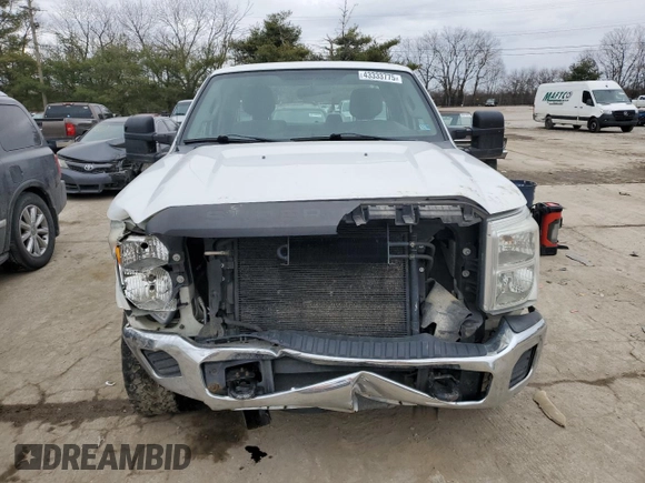 2014 Ford F-250 XL with VIN 1FT7X2B62EEA64817, listed as a Copart auction lot 43333775 with 349,548 mi miles and Salvage title. Bid and sale history available at DreamBid. Image 5.