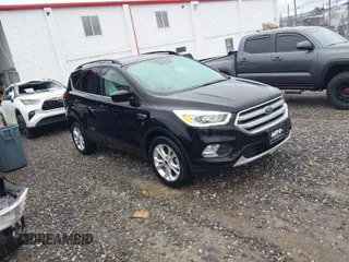 2017 Ford Escape SE with VIN 1FMCU0GD0HUD45409, listed as a IAAI auction lot 41859352 with 52,984 mi miles. Bid and sale history available at carsss.com. Image 1.