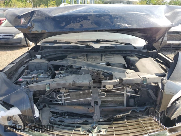 2014 Infiniti QX80 z VIN JN8AZ2NC1E9353024, wystawiony jako Copart lot #55503445 z przebiegiem 133 409 mil mil oraz Szkoda całkowita • Salvage title. Historia ofert i sprzedaży dostępna na DreamBid. Obrazek 12.