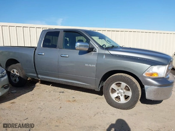 2009 Dodge Ram 1500 SLT with VIN 1D3HB18P49S800667, listed as a IAAI auction lot 41756698 with 267,731 mi miles. Bid and sale history available at carsss.com. Image 13.