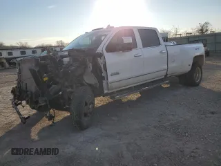 2018 Chevrolet Silverado 3500HD High Country with VIN 1GC4K1EY7JF225224, listed as a Copart auction lot 39800194 with 0 mi miles and Salvage Title. Bid and sale history available at carsss.com. Image 1.