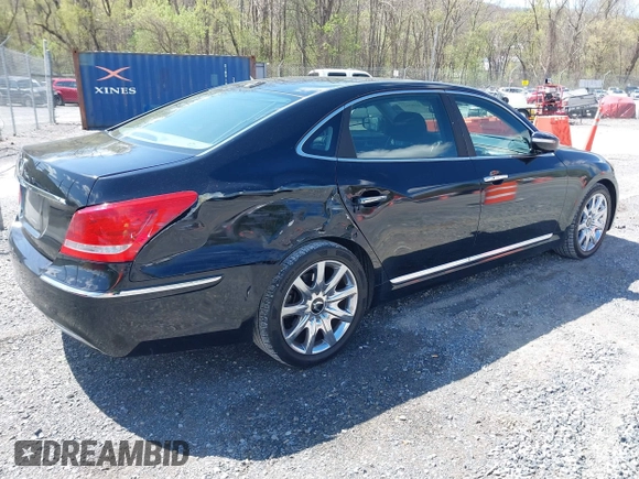 2011 Hyundai Equus Signature with VIN KMHGH4JF5BU041717, listed as a IAAI auction lot 41989423 with 175,113 mi miles and . Bid and sale history available at DreamBid. Image 4.