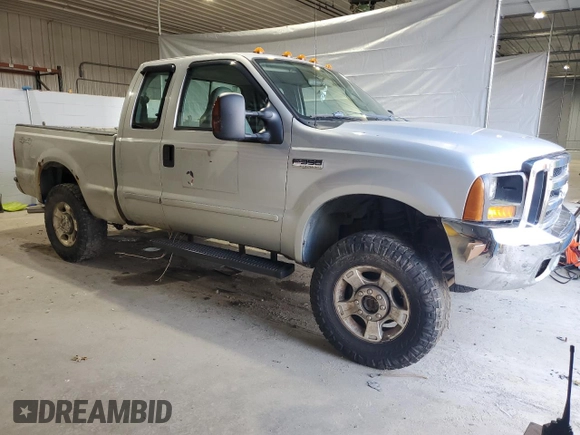 2006 Ford F-350 XL with VIN 1FTWX31576EA75467, listed as a Copart auction lot 48431255 with 256,706 mi miles and Clean Title. Bid and sale history available at DreamBid. Image 4.