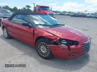2006 Chrysler Sebring Touring z VIN 1C3EL55R26N181569, wystawiony jako IAAI lot #42181749 z przebiegiem 100 487 mil mil oraz . Historia ofert i sprzedaży dostępna na DreamBid. Obrazek 1.