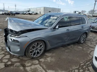 2025 BMW X7 xDrive40i with VIN 5UX23EM05S9X24738, listed as a Copart auction lot 50720785 with 22,413 mi miles and Clean Title. Bid and sale history available at carsss.com. Image 1.