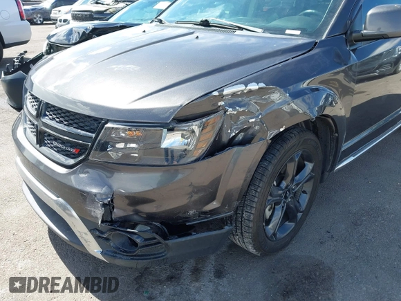 2018 Dodge Journey Crossroad z VIN 3C4PDCGBXJT473775, wystawiony jako IAAI lot #41740081 z przebiegiem 98 286 mil mil oraz . Historia ofert i sprzedaży dostępna na DreamBid. Obrazek 6.