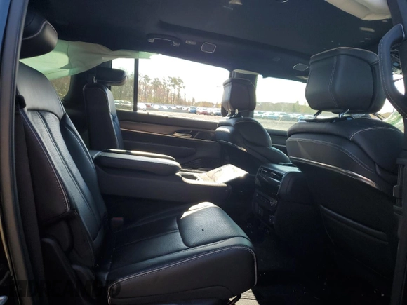 2024 Jeep Grand Wagoneer Series II with VIN 1C4SJSFP1RS120557, listed as a Copart auction lot 50413175 with 26,448 mi miles and Clean title. Bid and sale history available at DreamBid. Image 11.