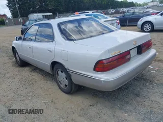1994 Lexus ES 300 с VIN JT8GK13T3R0057082, выставлен на аукционе IAAI как лот 42439019 с пробегом 164 141 миль миль и . История ставок и продаж доступна на DreamBid. Изображение 3.