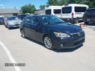 2013 Lexus CT 200h с VIN JTHKD5BH4D2128067, выставлен на аукционе IAAI как лот 42797586 с пробегом 215 549 миль миль и . История ставок и продаж доступна на DreamBid. Изображение 1.