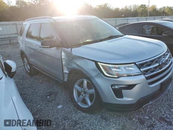 2018 Ford Explorer XLT with VIN 1FM5K7D83JGA95649, listed as a Copart auction lot 74830513 with 118,621 mi miles and Salvage Title. Bid and sale history available at DreamBid. Image 4.