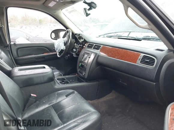 2008 GMC Yukon XL SLT 4SB z VIN 1GKFK16328J230256, wystawiony jako IAAI lot #41095902 z przebiegiem 506 991 mil mil oraz . Historia ofert i sprzedaży dostępna na DreamBid. Obrazek 5.