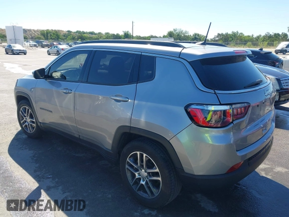 2019 Jeep Compass Altitude with VIN 3C4NJCBB1KT819754, listed as a IAAI auction lot 42083019 with 79,949 mi miles and . Bid and sale history available at DreamBid. Image 3.