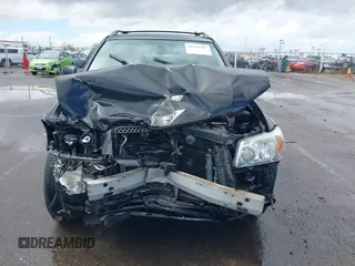 2006 Toyota Highlander z VIN JTEDW21A660011575, wystawiony jako IAAI lot #41799387 z przebiegiem 177 209 mil mil oraz . Historia ofert i sprzedaży dostępna na DreamBid. Obrazek 13.
