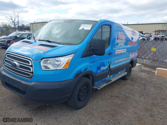 2015 Ford Transit Cargo Van with VIN 1FTNR1ZM9FKA60590, listed as a IAAI auction lot 42095827 with 252,192 mi miles. Bid and sale history available at carsss.com. Image 17.