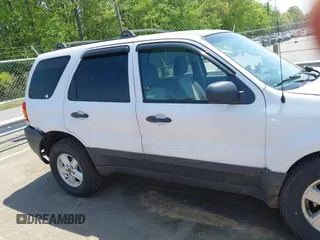 2007 Ford Escape XLS with VIN 1FMYU92Z07KB51308, listed as a IAAI auction lot 42076214 with 221,331 mi miles and . Bid and sale history available at DreamBid. Image 14.