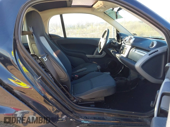 2015 Smart fortwo Passion with VIN WMEEJ3BA6FK804974, listed as a IAAI auction lot 42041904 with 97,514 mi miles and . Bid and sale history available at DreamBid. Image 5.
