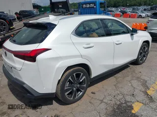 2022 Lexus UX 200 z VIN JTHP3JBH8N2055563, wystawiony jako IAAI lot #42462891 z przebiegiem 25 828 mil mil oraz . Historia ofert i sprzedaży dostępna na DreamBid. Obrazek 4.