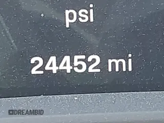 2021 Porsche Taycan 4S z VIN WP0AB2Y12MSA43873, wystawiony jako IAAI lot #41703233 z przebiegiem 24 452 mil mil oraz . Historia ofert i sprzedaży dostępna na DreamBid. Obrazek 15.