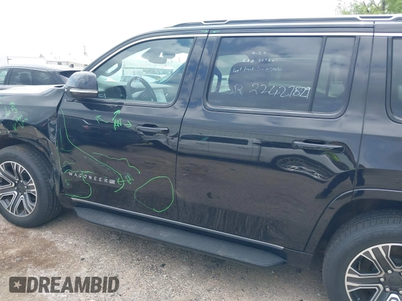 2024 Jeep Wagoneer Series II Carbide with VIN 1C4SJVBP9RS170999, listed as a IAAI auction lot 42140534 with 24,891 mi miles and . Bid and sale history available at DreamBid. Image 15.