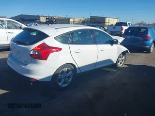 2014 Ford Focus SE with VIN 1FADP3K24EL411720, listed as a IAAI auction lot 40816752 with 102,089 mi miles. Bid and sale history available at carsss.com. Image 4.