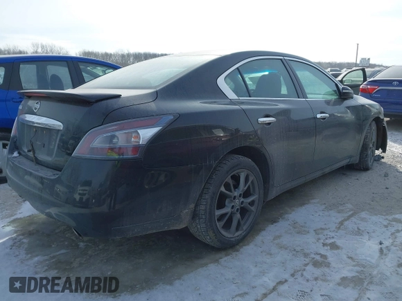 2014 Nissan Maxima SV z VIN 1N4AA5AP7EC493987, wystawiony jako IAAI lot #41376927 z przebiegiem 100 495 mil mil oraz . Historia ofert i sprzedaży dostępna na DreamBid. Obrazek 4.