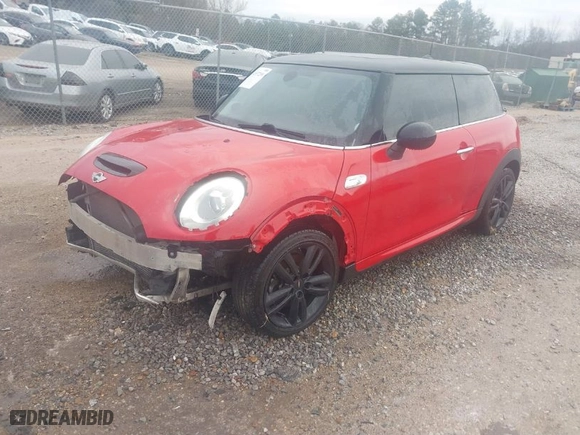 2015 MINI Cooper Hardtop S with VIN WMWXP7C52F2A60126, listed as a IAAI auction lot 41537299 with 72,576 mi miles. Bid and sale history available at carsss.com. Image 2.