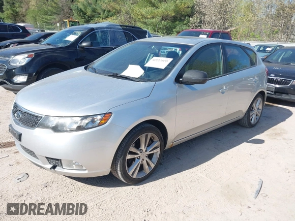 2012 Kia Forte SX с VIN KNAFW5A32C5572660, выставлен на аукционе IAAI как лот 42227655 с пробегом 92 467 миль миль и . История ставок и продаж доступна на DreamBid. Изображение 2.