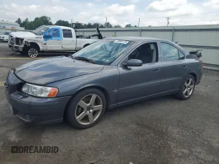2004 Volvo S60 R with VIN YV1RH52Y442343785, listed as a Copart auction lot 60989175 with 166,221 mi miles and Salvage title. Bid and sale history available at DreamBid. Image 1.