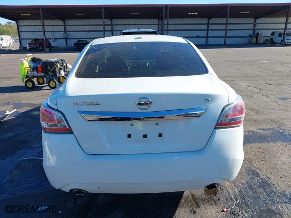 2015 Nissan Altima 2.5 with VIN 1N4AL3AP5FN879361, listed as a IAAI auction lot 41840092 with 205,415 mi miles. Bid and sale history available at carsss.com. Image 17.