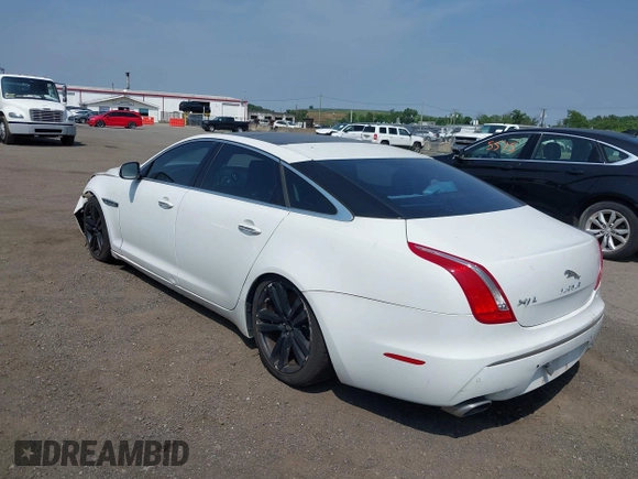 2012 Jaguar XJ Supercharged with VIN SAJWA2GE0CMV30312, listed as a IAAI auction lot 42722598 with 133,685 mi miles and . Bid and sale history available at DreamBid. Image 3.