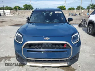 2025 MINI Countryman S with VIN WMZ23GA06S7S21118, listed as a Copart auction lot 62491425 with 11,851 mi miles and Clean title. Bid and sale history available at DreamBid. Image 5.