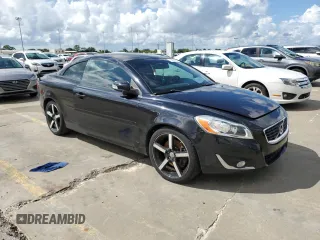 2012 Volvo C70 T5 with VIN YV1672MC3CJ130059, listed as a Copart auction lot 74256304 with 23,905 mi miles and Non Repairable. Bid and sale history available at carsss.com. Image 4.