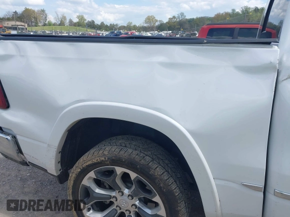 2020 Ram 1500 Limited with VIN 1C6SRFHT6LN364034, listed as a IAAI auction lot 41963839 with 51,902 mi miles. Bid and sale history available at carsss.com. Image 18.
