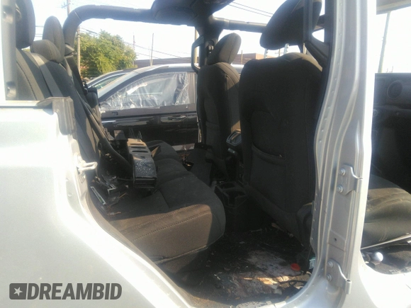 2022 Jeep Gladiator Willys with VIN 1C6HJTAG0NL131004, listed as a IAAI auction lot 40307060 with Not provided miles and . Bid and sale history available at DreamBid. Image 8.