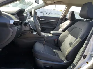 2022 Nissan Altima SV z VIN 1N4BL4DV8NN335701, wystawiony jako Copart lot #53495725 z przebiegiem 63 648 mil mil oraz Czysty tytuł • Clean title. Historia ofert i sprzedaży dostępna na DreamBid. Obrazek 7.