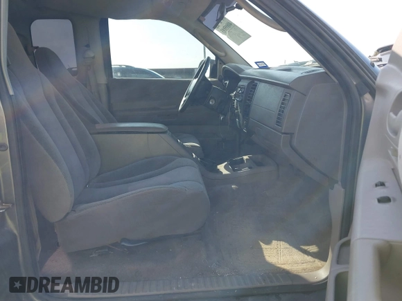 2004 Dodge Dakota SLT with VIN 1D7HG42N44S618405, listed as a IAAI auction lot 40895893 with 172,324 mi miles. Bid and sale history available at carsss.com. Image 5.