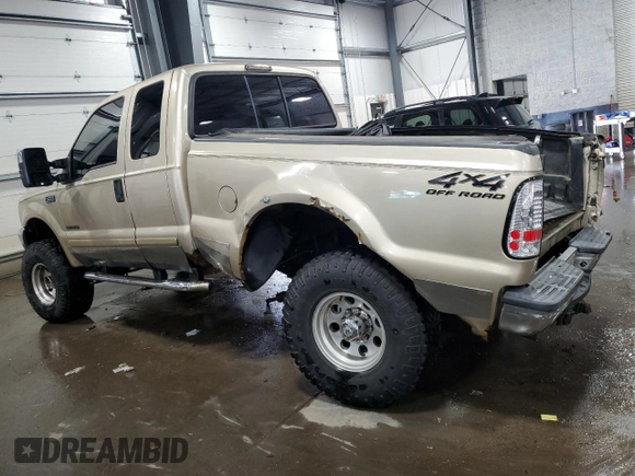 2001 Ford Super Duty F-250 XL with VIN 1FTNX21F51EC56106, listed as a Copart auction lot 89001365 with 153,839 mi miles and Salvage Title. Bid and sale history available at carsss.com. Image 2.